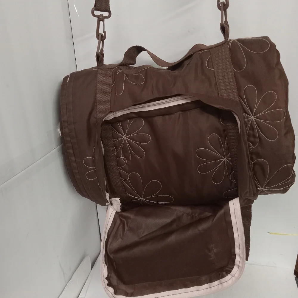 unbranded travel blanket
